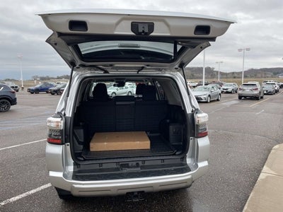 2022 Toyota 4Runner TRD Off-Road