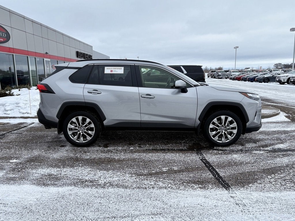 2025 Toyota RAV4 XLE Premium