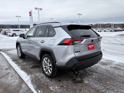 2025 Toyota RAV4 XLE Premium