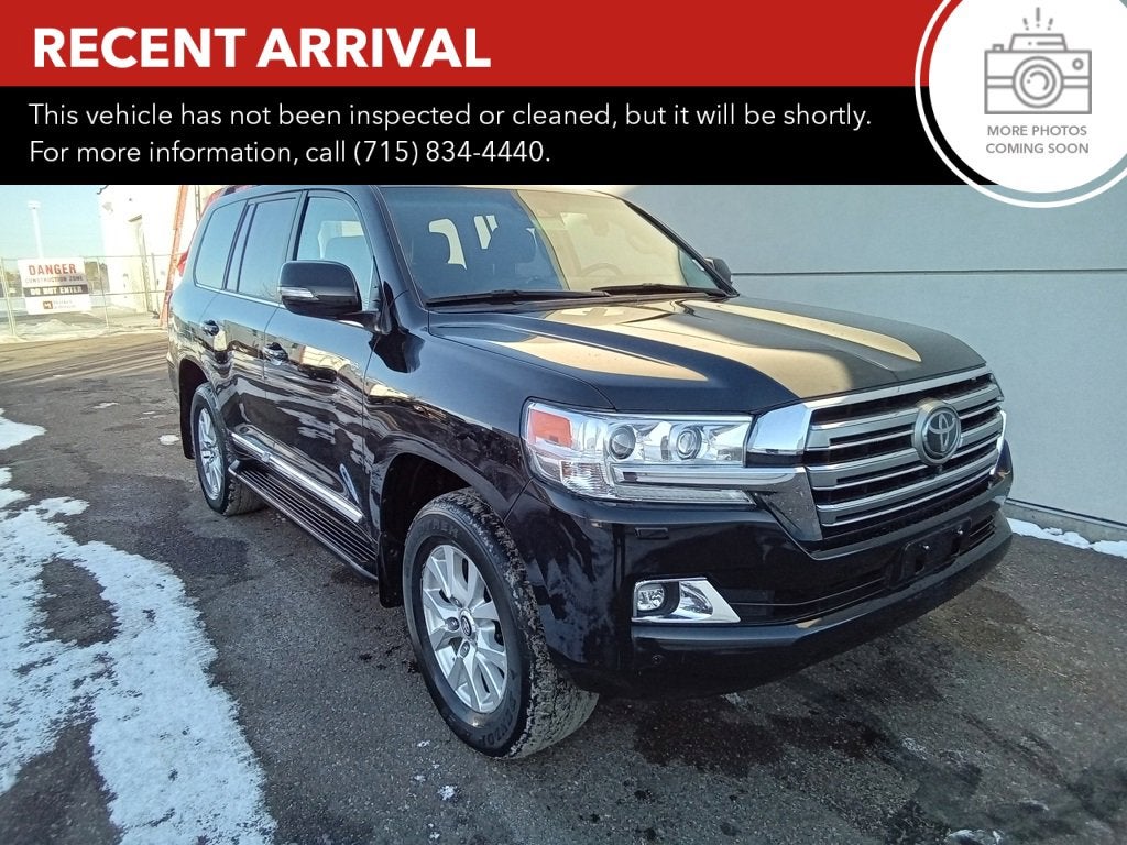 2016 Toyota Land Cruiser Base