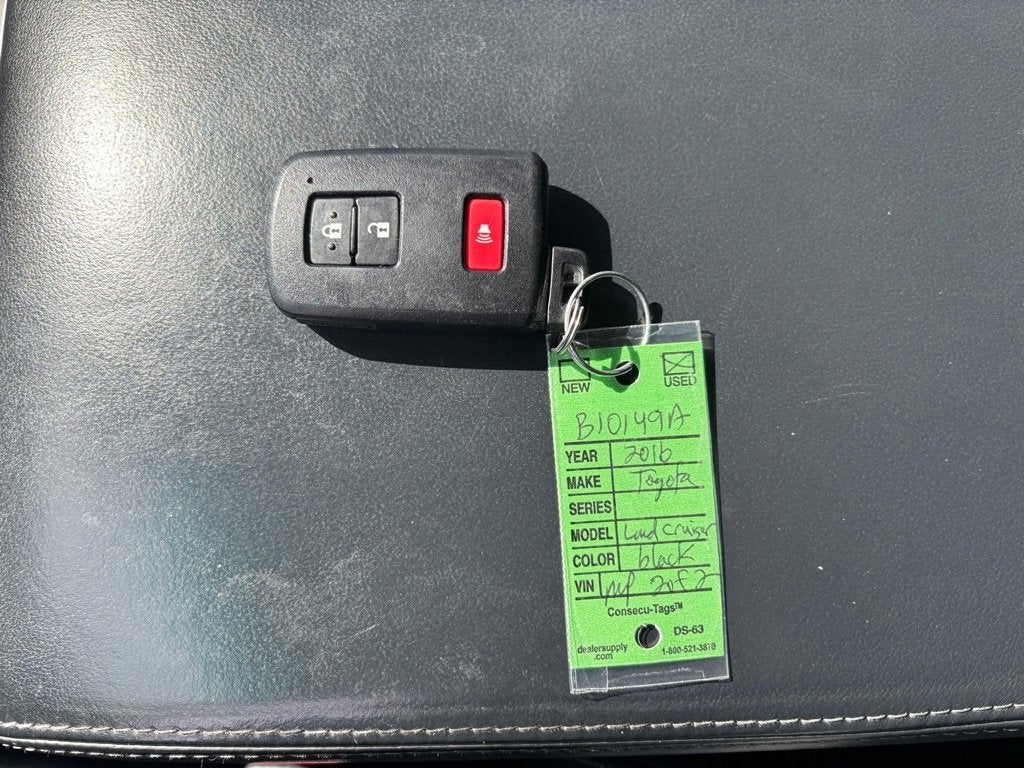 2016 Toyota Land Cruiser Base