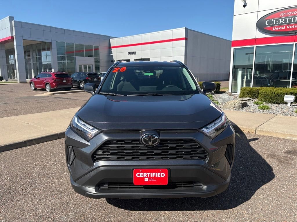 2025 Toyota RAV4 Hybrid LE