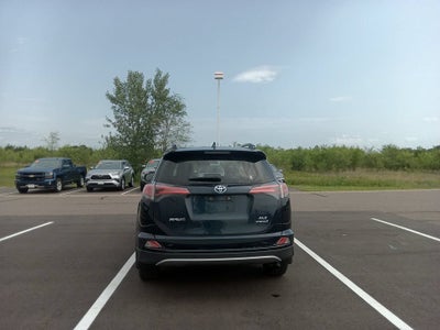 2018 Toyota RAV4 Hybrid XLE