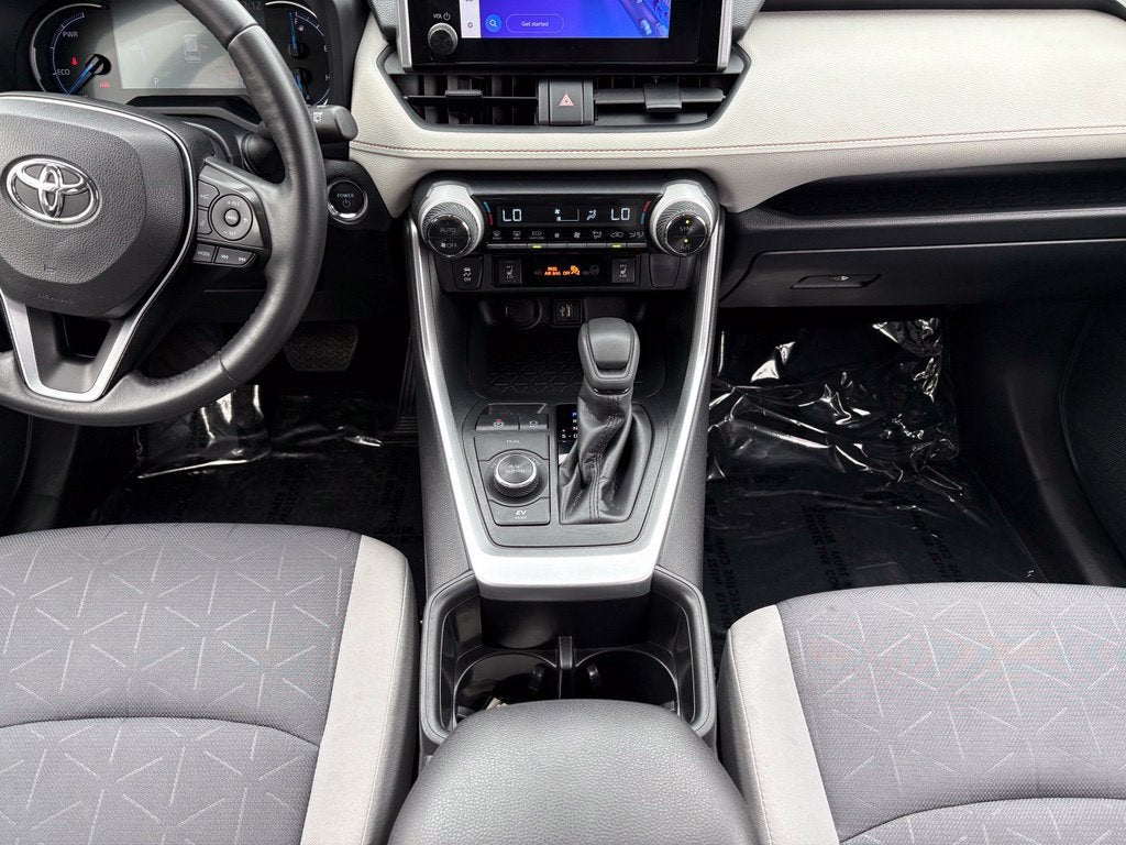2023 Toyota RAV4 Hybrid XLE