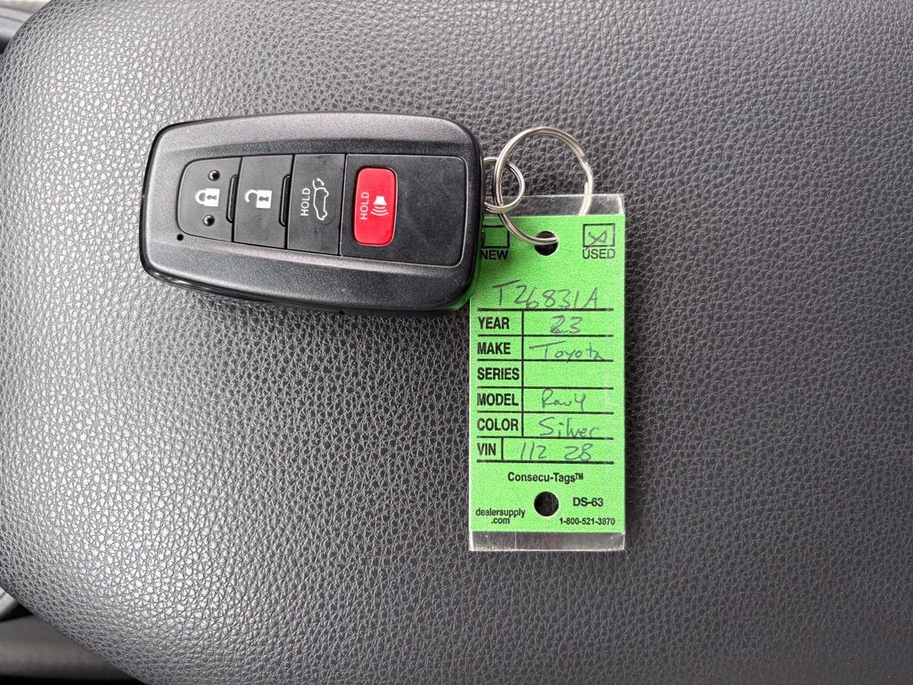 2023 Toyota RAV4 Hybrid XLE
