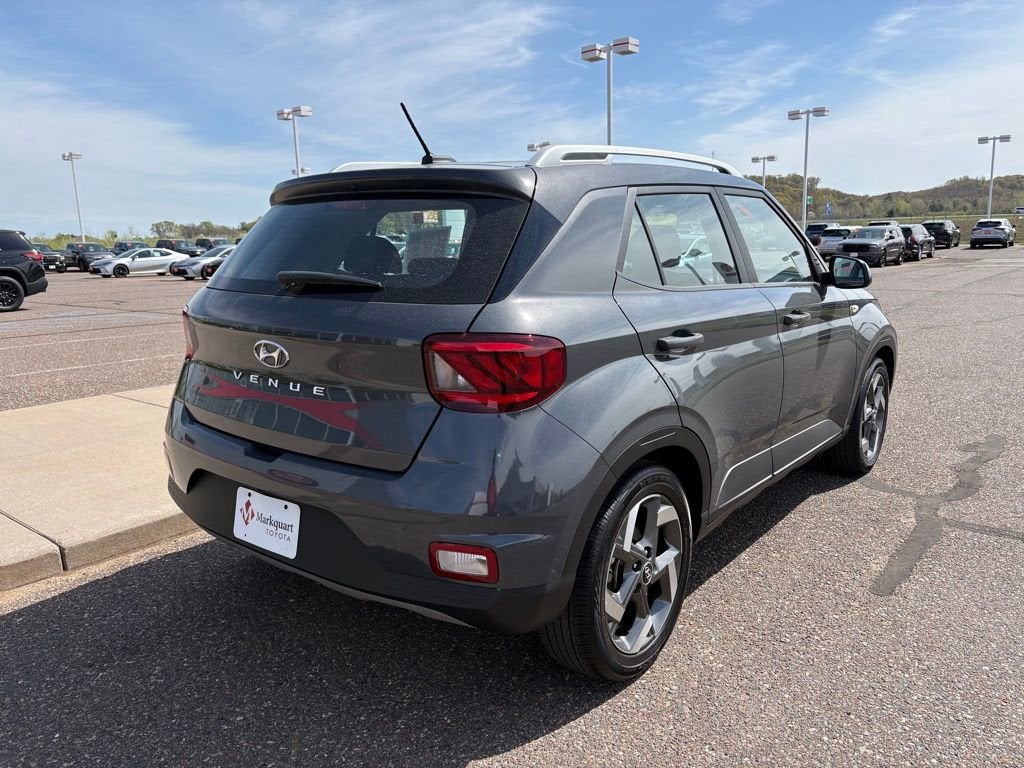 2025 Hyundai Venue SEL
