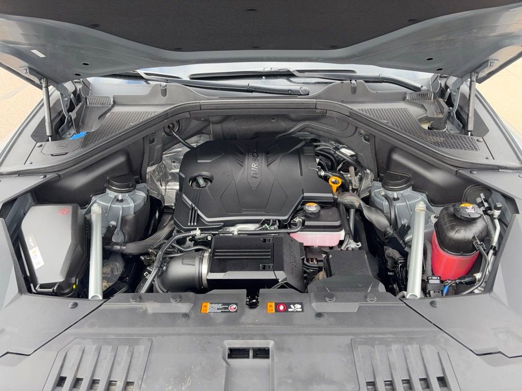 2025 Genesis GV80 2.5T