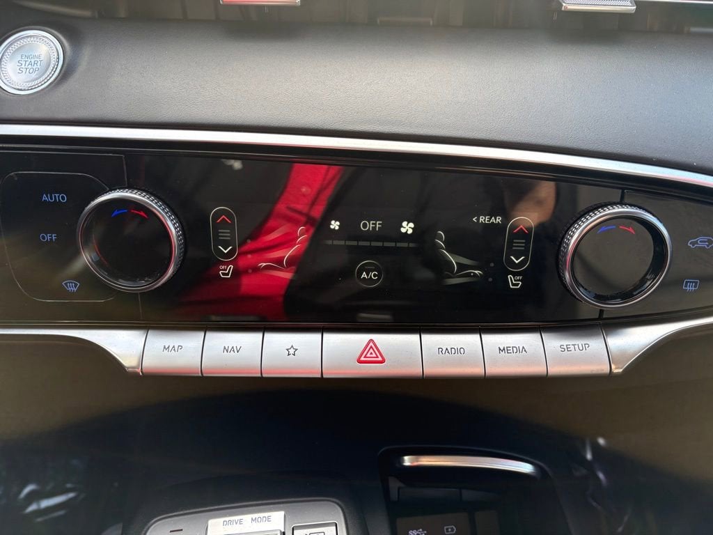 2025 Genesis GV70 2.5T