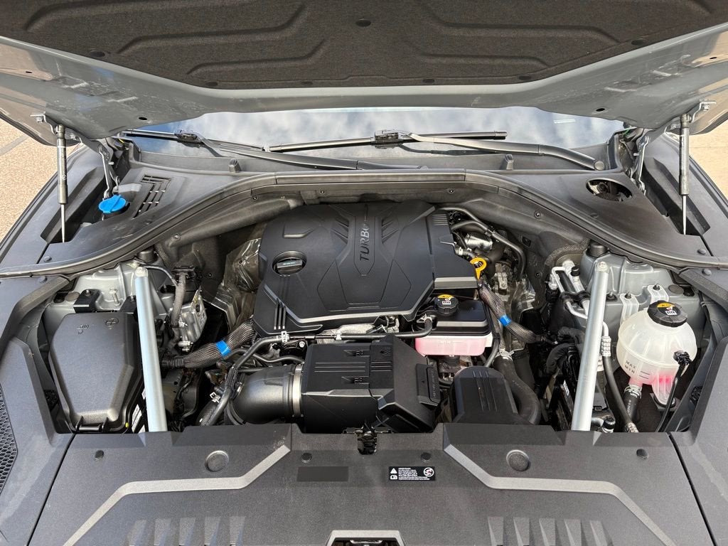 2025 Genesis GV70 2.5T