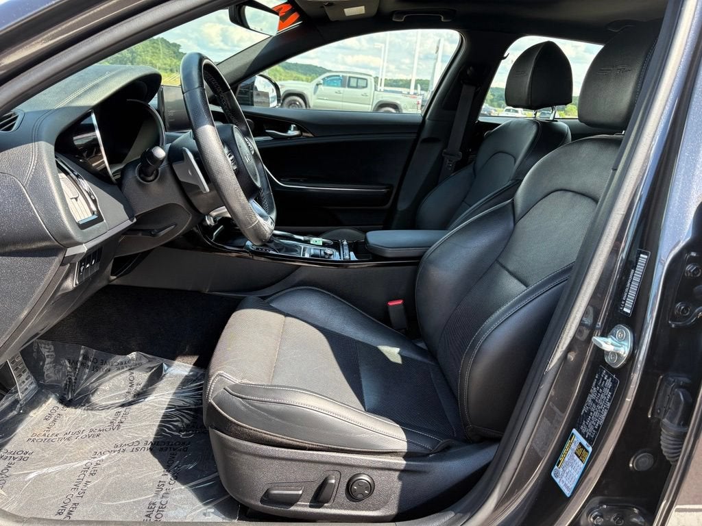 2023 Kia Stinger GT-Line