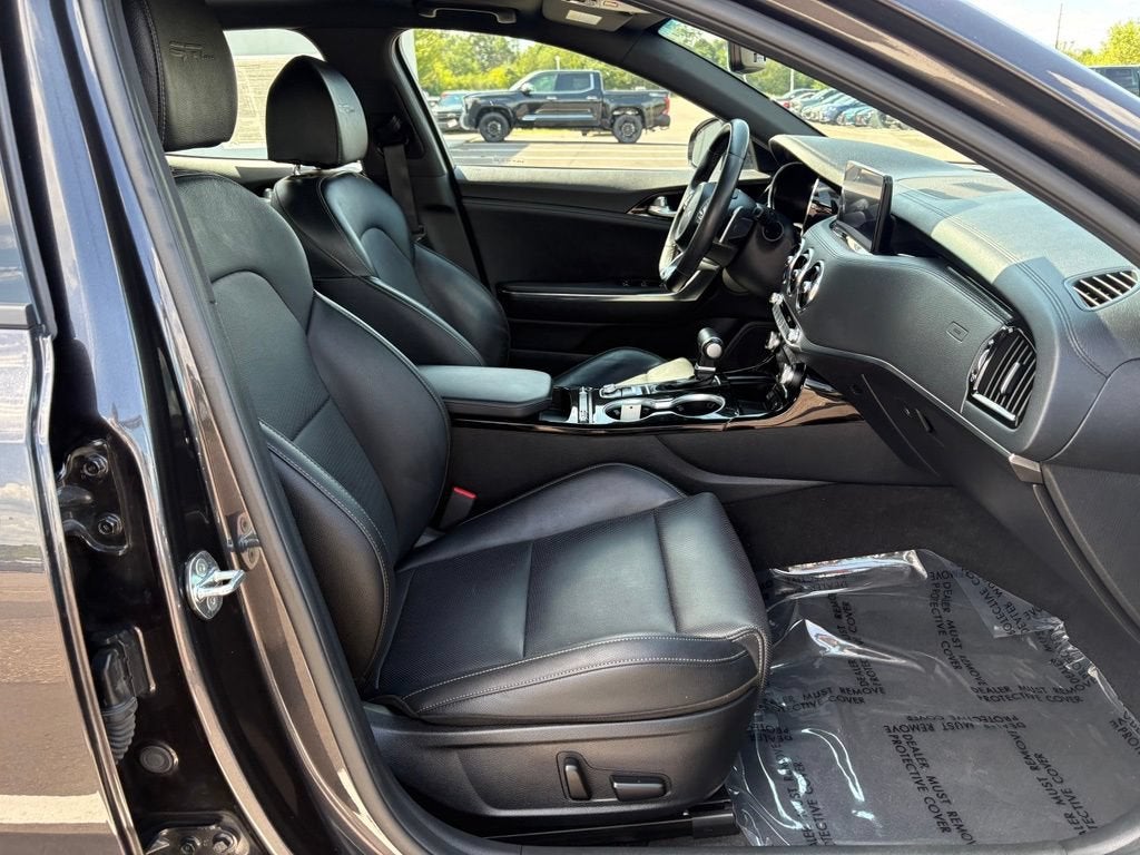 2023 Kia Stinger GT-Line