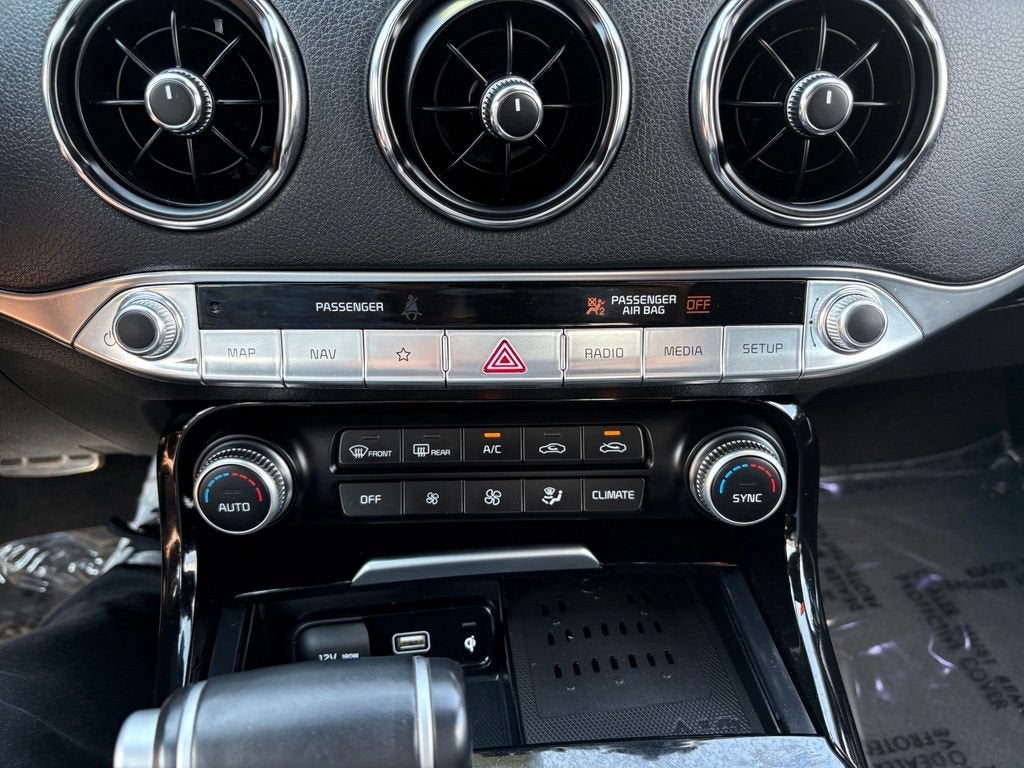 2023 Kia Stinger GT-Line