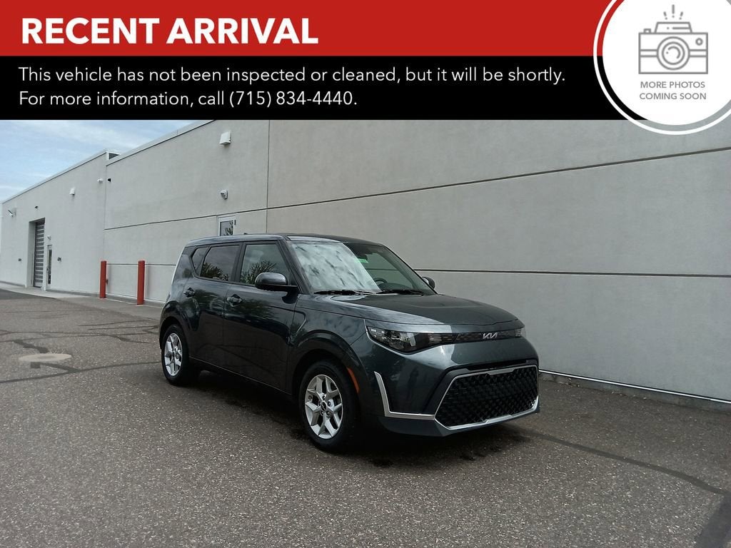2025 Kia Soul 2.0L LX IVT's photo