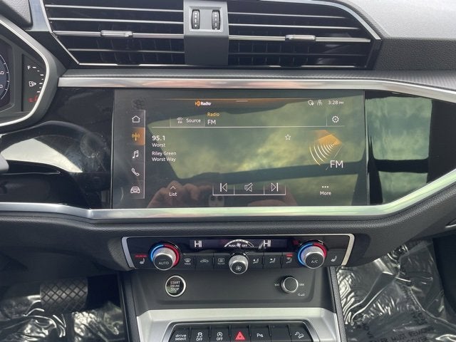 2024 Audi Q3 Premium