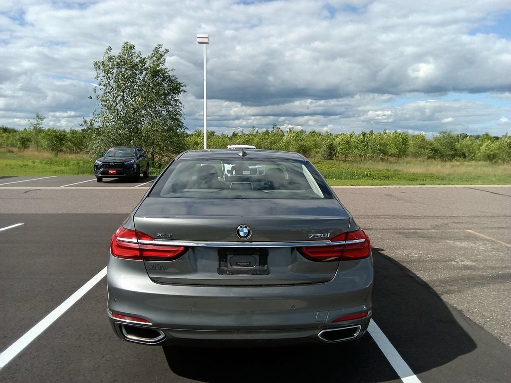 2016 BMW 7 Series 750i xDrive