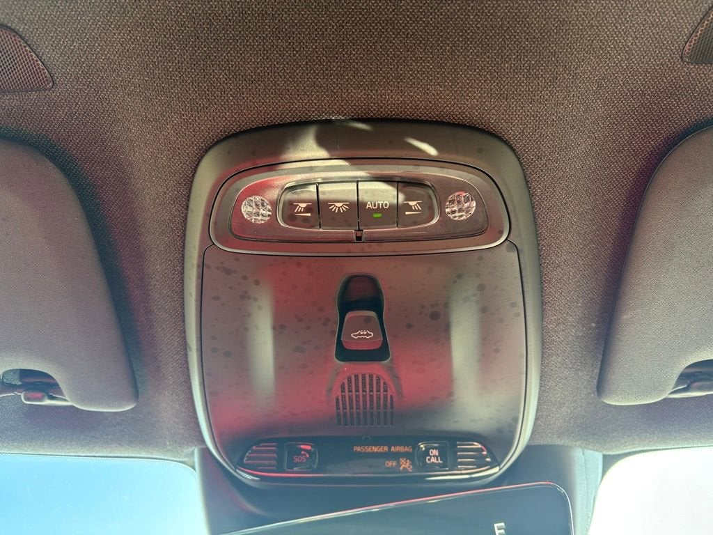 2021 Volvo XC40 R-Design