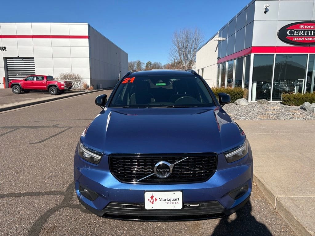 2021 Volvo XC40 R-Design
