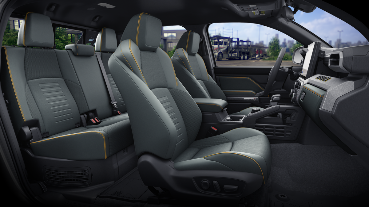 2026 Toyota Tacoma i-FORCE MAX Trailhunter