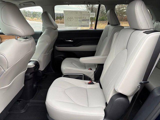 2026 Toyota Grand Highlander Platinum