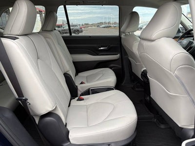 2026 Toyota Grand Highlander Platinum