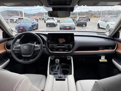 2026 Toyota Grand Highlander Platinum