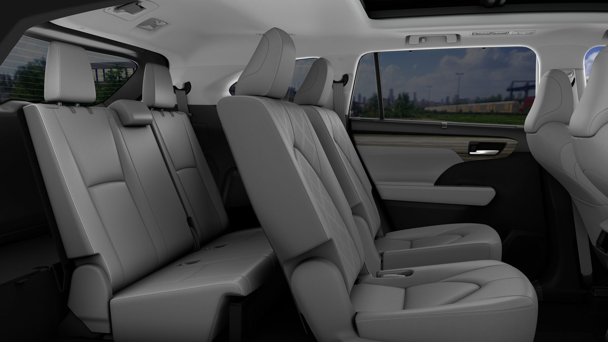 2026 Toyota Highlander Platinum