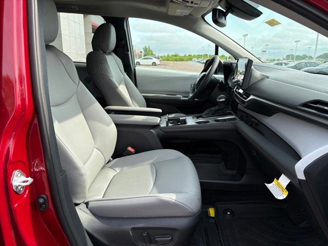 2026 Toyota Sienna XLE 7 Passenger