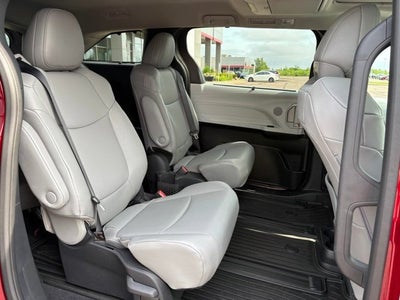 2026 Toyota Sienna XLE 7 Passenger
