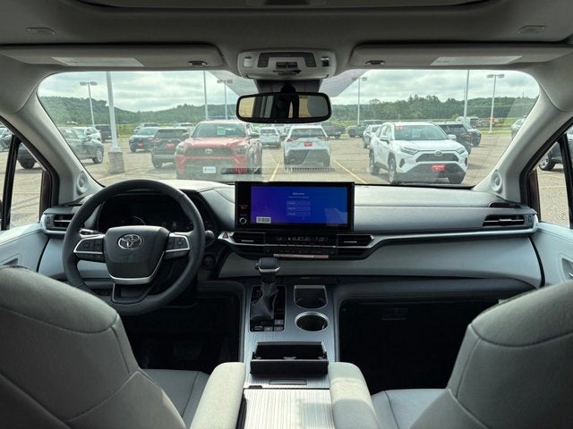 2026 Toyota Sienna XLE 7 Passenger