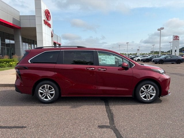 2026 Toyota Sienna XLE 7 Passenger