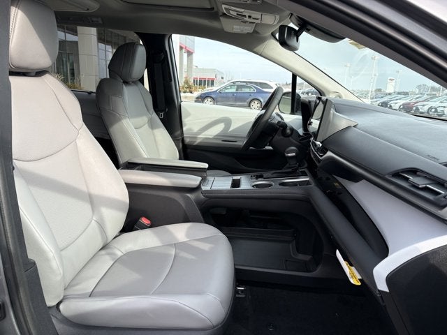 2026 Toyota Sienna XLE 7 Passenger
