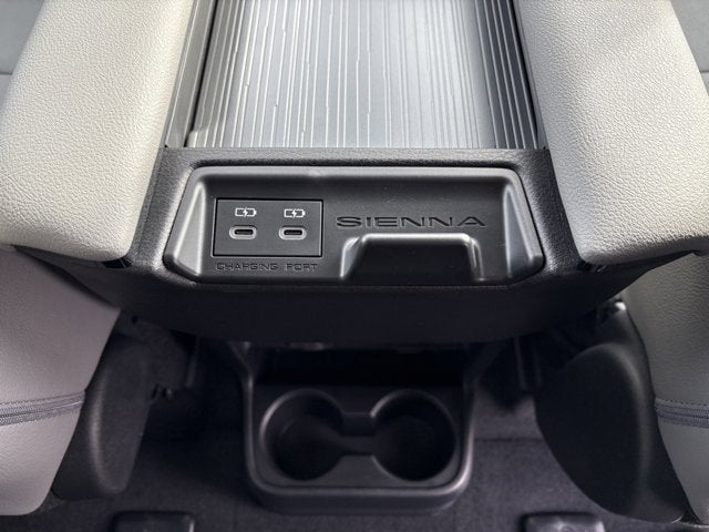 2026 Toyota Sienna XLE 7 Passenger