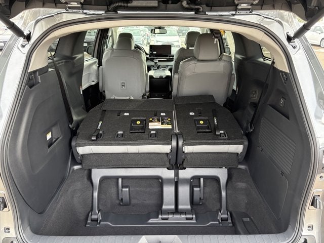 2026 Toyota Sienna XLE 7 Passenger