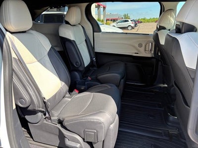 2026 Toyota Sienna Limited