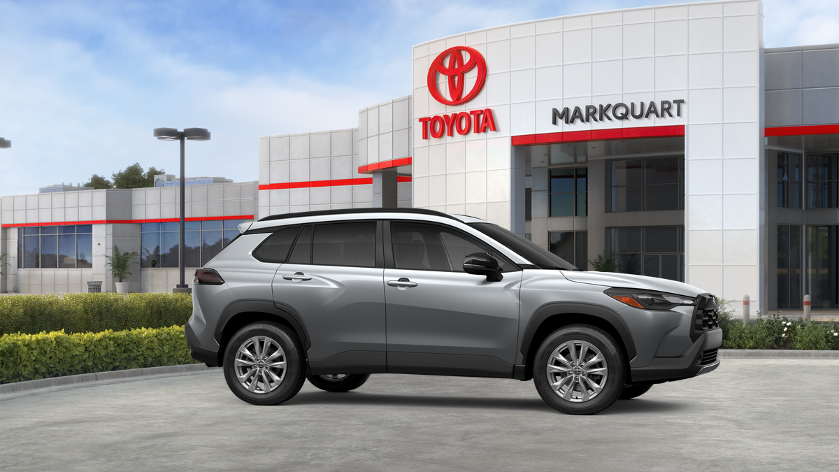 2026 Toyota Corolla Cross LE