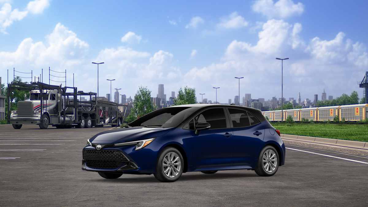 2027 Toyota Corolla Hatchback SE